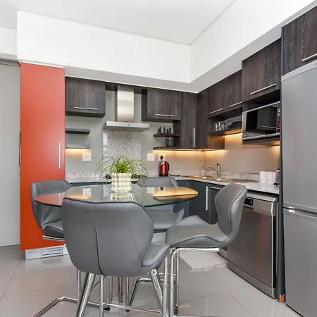 Tyrwhitt Stylish Apartment Rosebank Johannesburg Exterior photo
